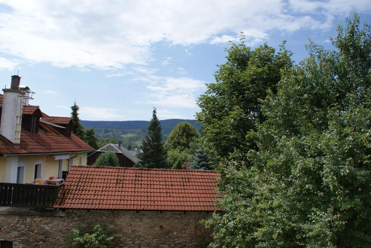 Rustikale Und Grosszuegige Ferienwohnung Кашперске-Гори Экстерьер фото